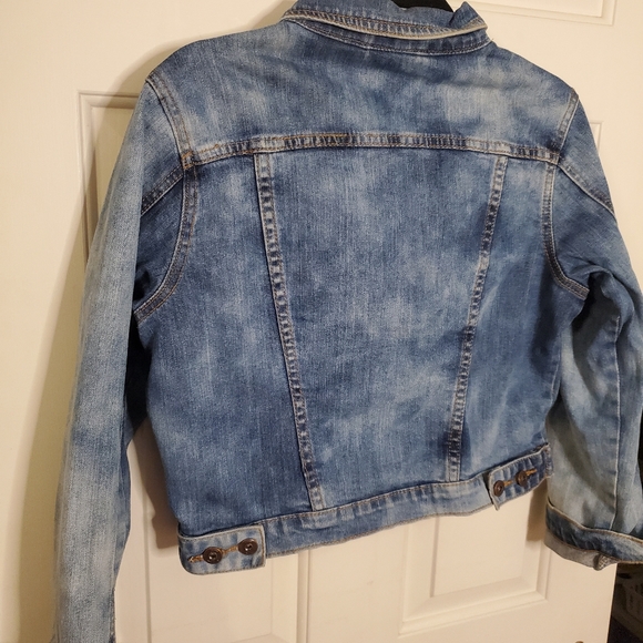 Distressed Jean Jacket Size Medium - Picture 2 of 5
